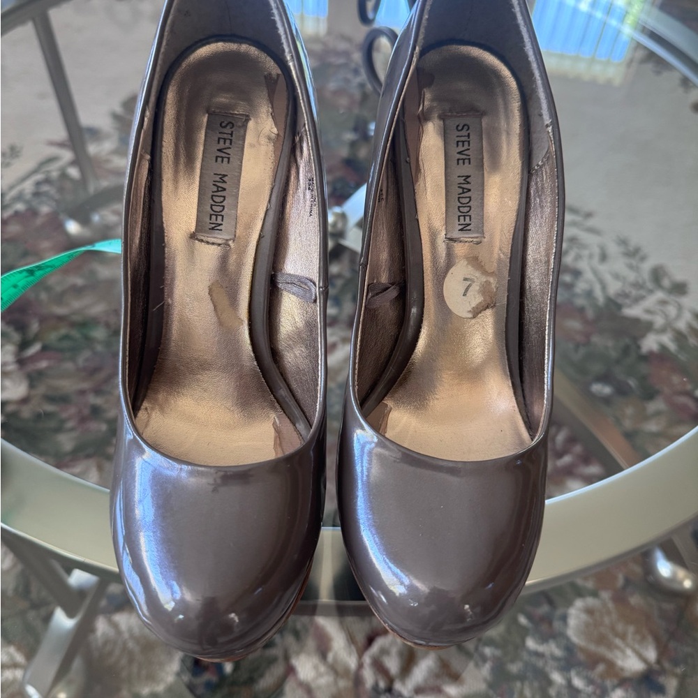 Steve Madden Brown Classic Heels